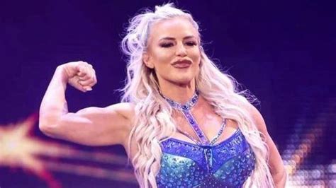 Dana Brooke Reacts To Unfortunate WrestleMania Wardrobe。